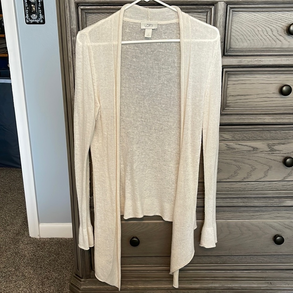 Cream Open front sweater LOFT brand